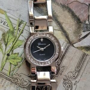 Vintage Watches Genevex Quartz Silver Crystal Bezel Womens Black Dial Watch